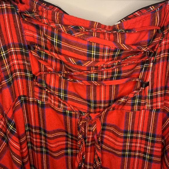 4x plaid retro looking dress. - Picture 3 of 9